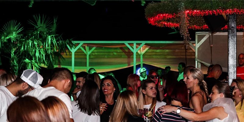 MONKEY BAR Grupa Boss u srijedu, a Kristijan Ordulj u četvrtak garantiraju dobru zabavu!