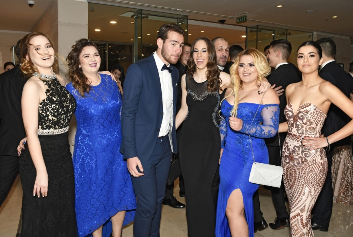 Maturalna večer Srednje tehničke prometne škole Split | Foto: Joško Šupić