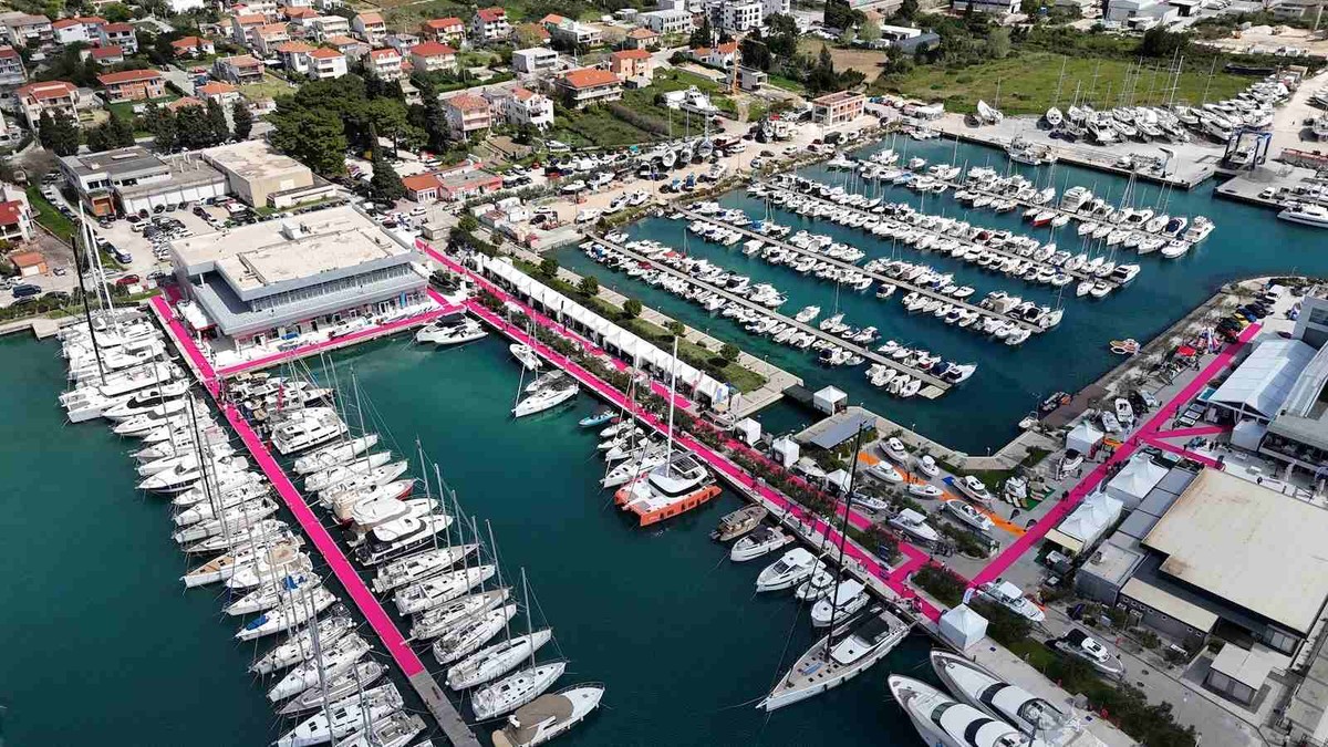 Dani male hrvatske brodogradnje