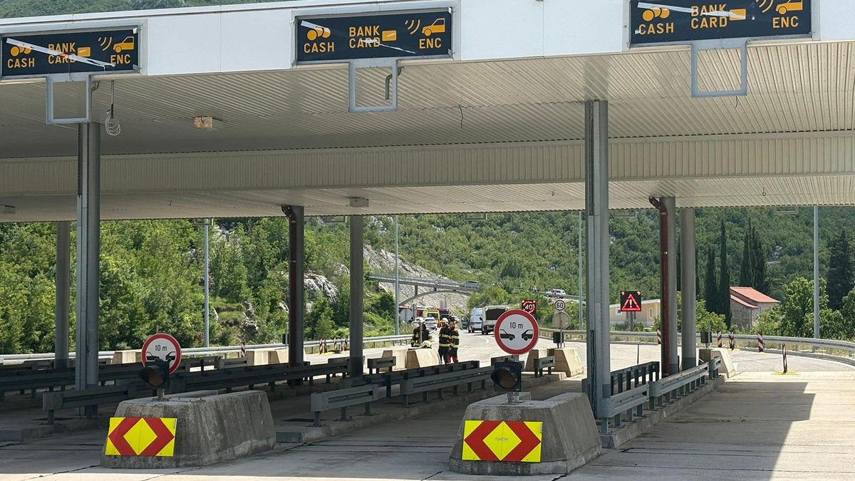 OBAVLJEN OČEVID Cesta kod Zagvozda bila zatvorena više sati, promet sada ponovno uspostavljen