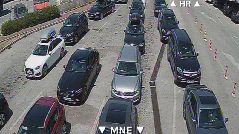 Božo Lasić zbog gužvi aktivirao Stožer civilne zaštite: Konavle su paralizirane!