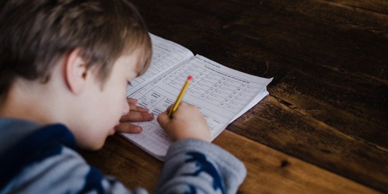 UGAŠENI DO KRAJA NASTAVE Učenici osnovnih škola u Splitu bez mobitela