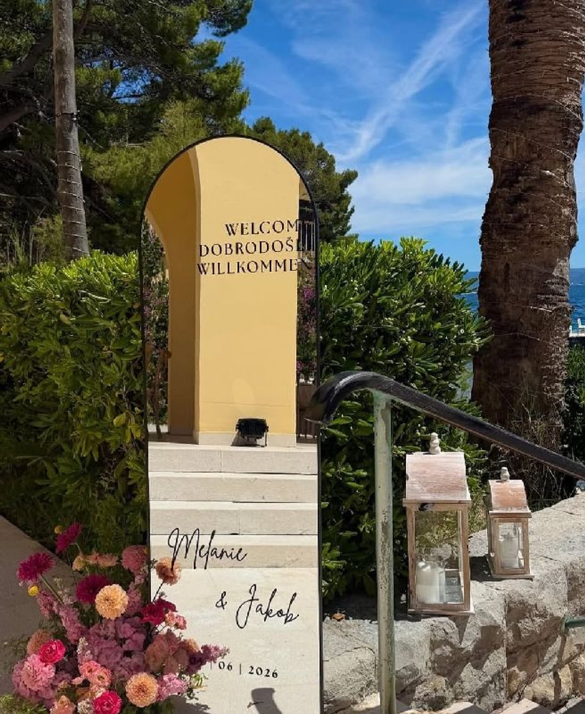 NEŠTO POTPUNO DRUGAČIJE Mladenci umjesto krokanta i šlaga za svadbenu torbu izabrali tri pite (materine)