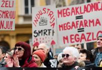 U Ludbregu otvorena izložba 'Prava cijena megafarmi'