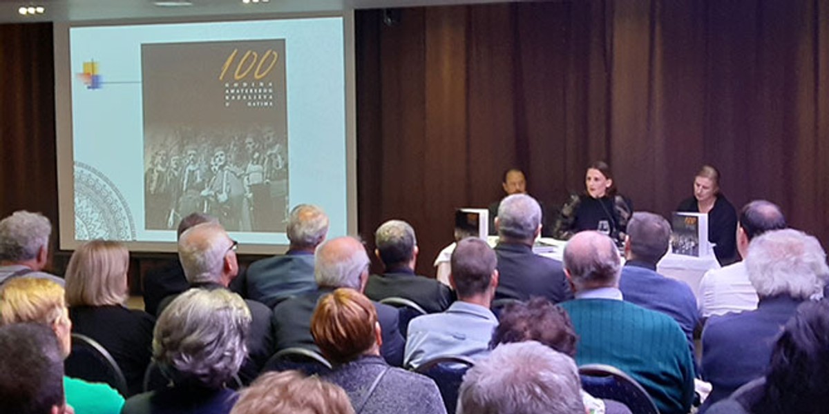 KUD 'Mosor' Gata prigodnim je skupom i druženjem svojih članova svih generacija proslavila dvije velike obljetnice