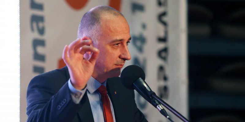 Vrdoljak o maškarama: Muka mi je kad vidim da se spaljuje dijete, bilo ono crno, bijelo ili s petokrakom na čelu