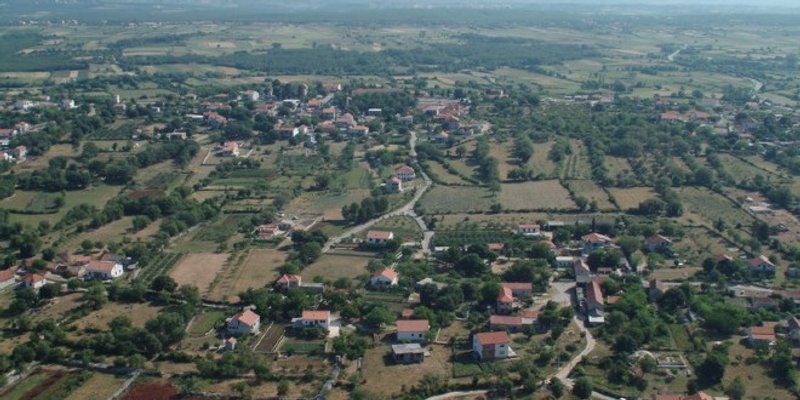 STRANKA HRVATSKOG ZAJEDNIŠTVA Gospodarsko čudo od Općine Poličnik zadužuje se za 3,2 milijuna kuna