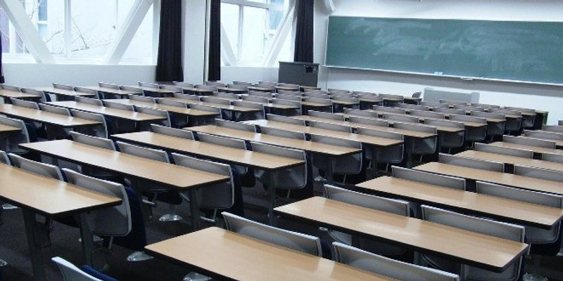 Učenici u Splitsko-dalmatinskoj županiji prelaze na online nastavu