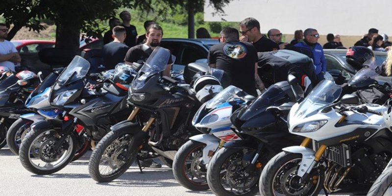 POLICIJA UPOZORAVA Motociklisti i mopedisti na cestama, budite oprezni!