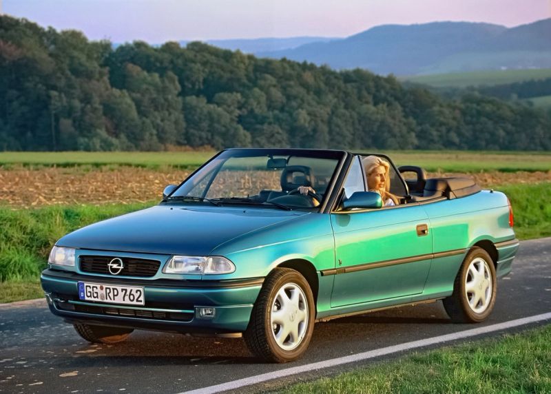 Kultna Astra F – najprodavaniji model marke Opel, slavi 35 godina