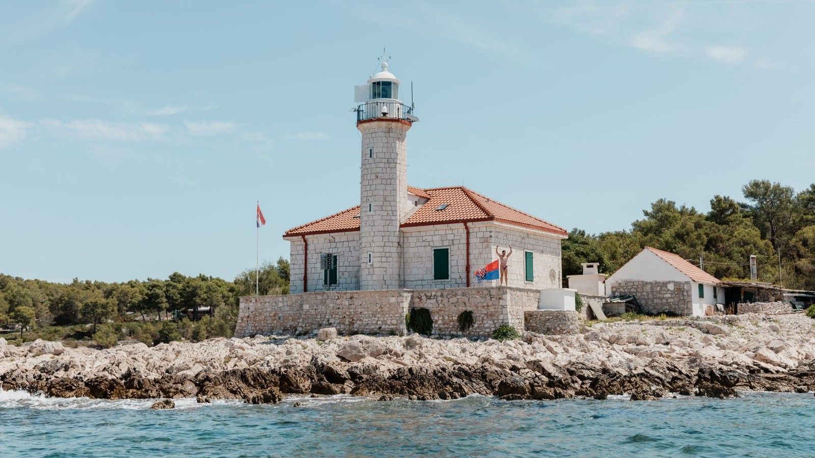 Nastavlja se plivački pothvat oko Brača, dug 100 kilometara: 'Plivam radi svih koji vjeruju u ovu priču'