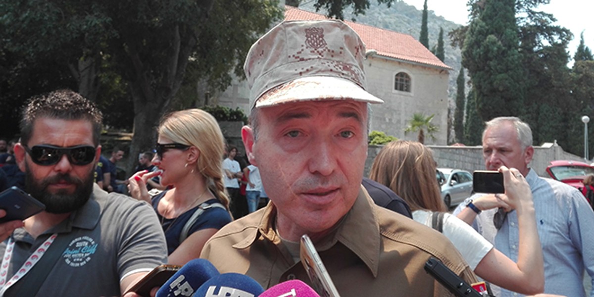 UŽIVO Na Mosoru visoko iznad Korešnice je još uvijek aktivan požar, uz vatrogasce je oko 500 vojnika