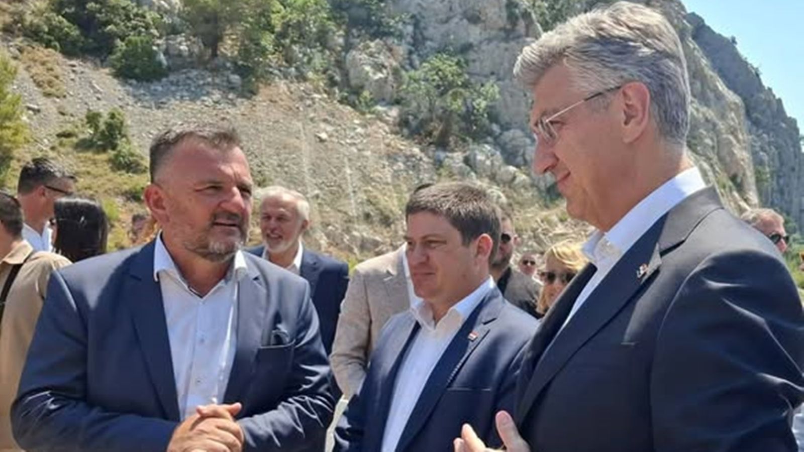 Plenković obišao novu prometnicu Sveta Nedjelja – Dubovica na Hvaru