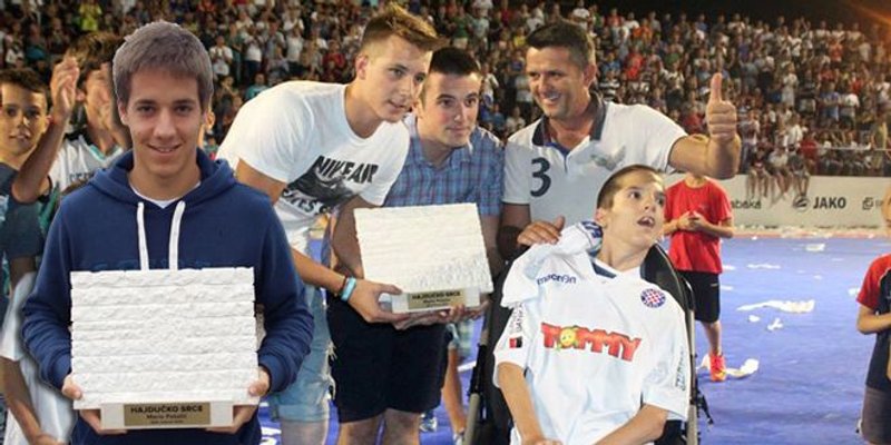 Dok svira radio: 'Grande Mario' dobio pismo podrške od navijača Elchea za 20. rođendan