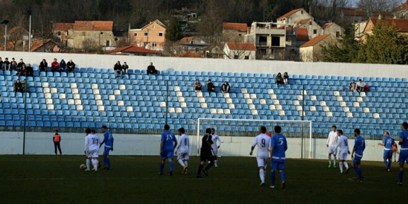 KORONA U JUNAKU: Osam igrača mora u samoizolaciju