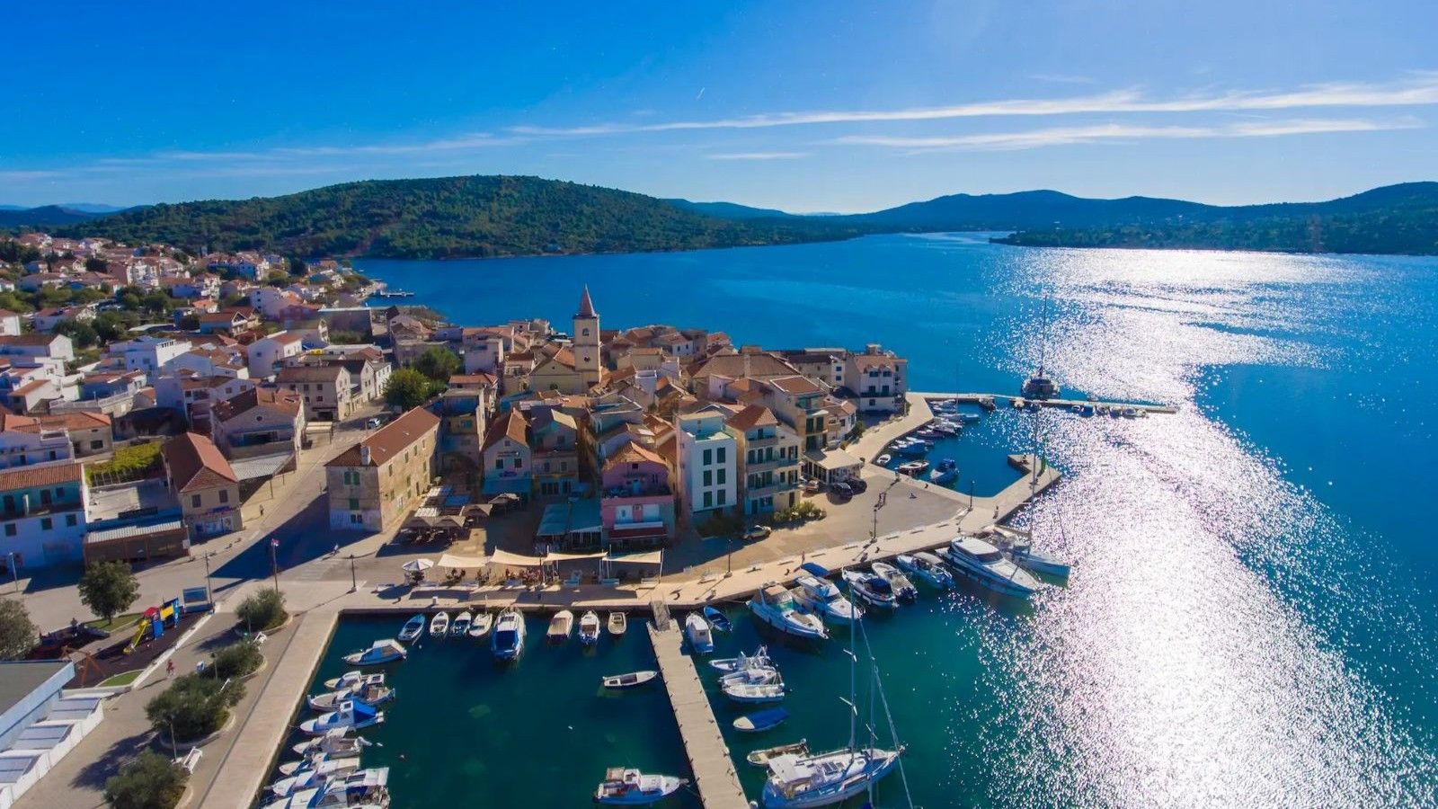 Što krasi domaćine koji nose oznaku Local Host? „Upravo su nam stigli gosti koji kod nas ljetuju od 1986.”