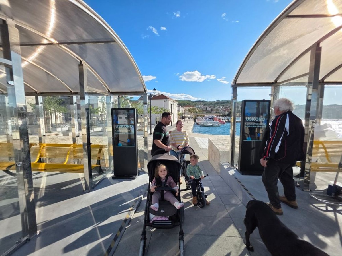 Grad Supetar Smart City