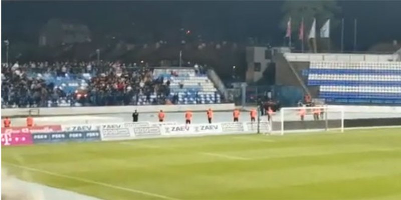 VIDEO: Torcida vrijeđala Bjelicu, ovaj se derao prema splitskim novinarima