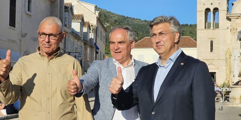 Plenković i Boban na Hvaru: S pravom očekujemo pobjedu HDZ-a