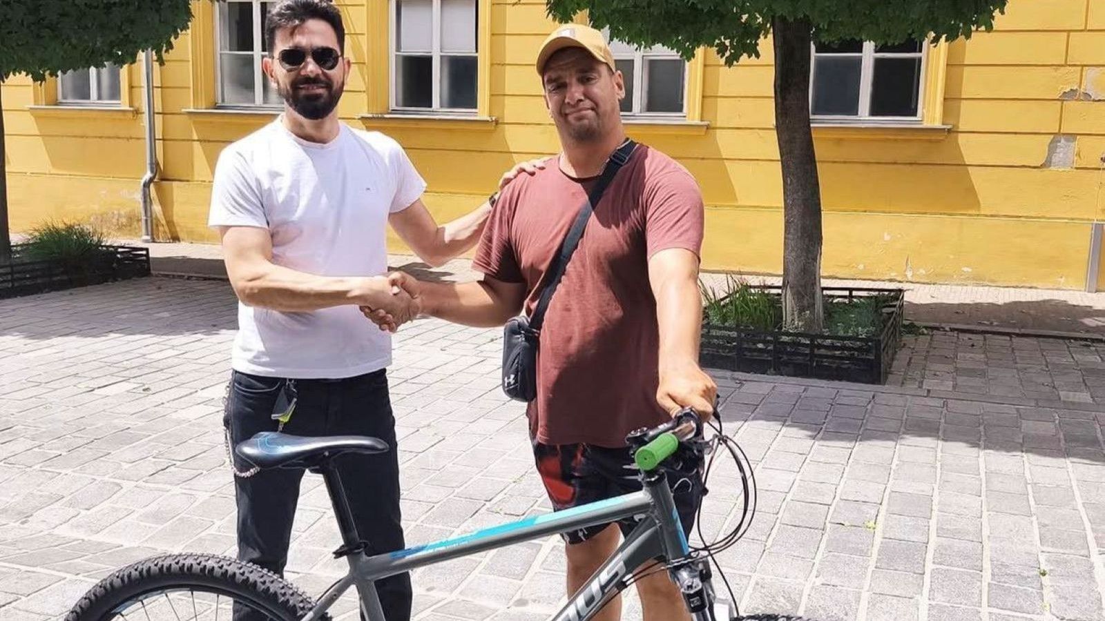 Gluhonijemi Saša pretučen na norijadi, ukraden mu i bicikl! Uslijedila divna gesta