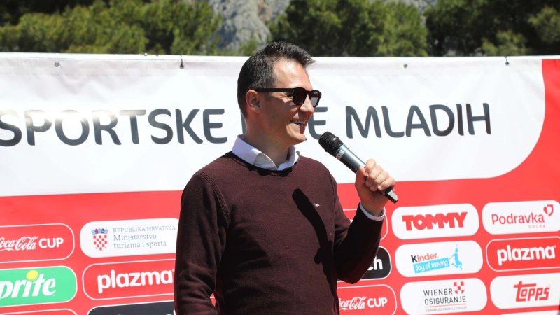  FOTO Više od 1000 djece na Danu sporta u Makarskoj