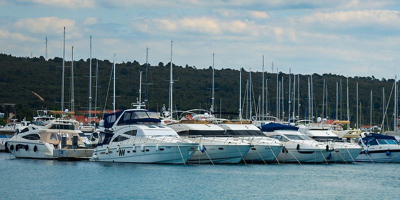 Digitalizacija procesa u nautičkom čarteru donosi rezultate, ističe čarter.hr povodom svoje prve godišnjice!