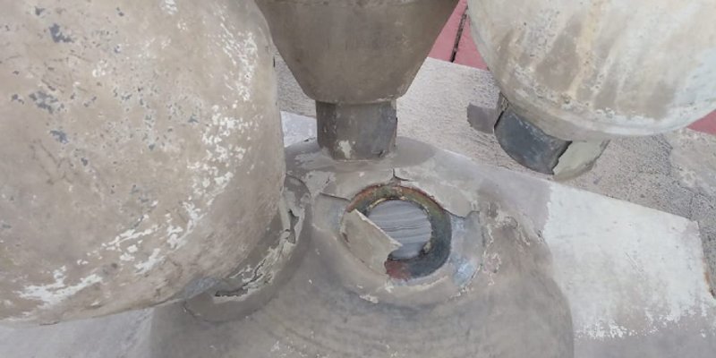 POLJUDSKA LJEPOTICA U PROBLEMU Odvojio se nosač krova, pogledajte kako su riješili stvar