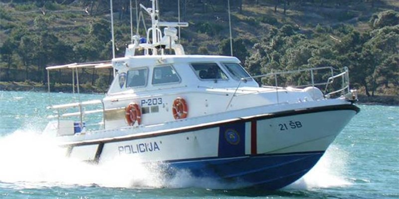 POČELA SEZONA Dvojica uhvaćena u glisiranju blizu obale