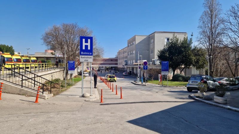 Rampa ispred KBC-a Split na Firulama pušta se u funkciju: 'Izbio požar, vatrogasci nisu imali gdje stati'