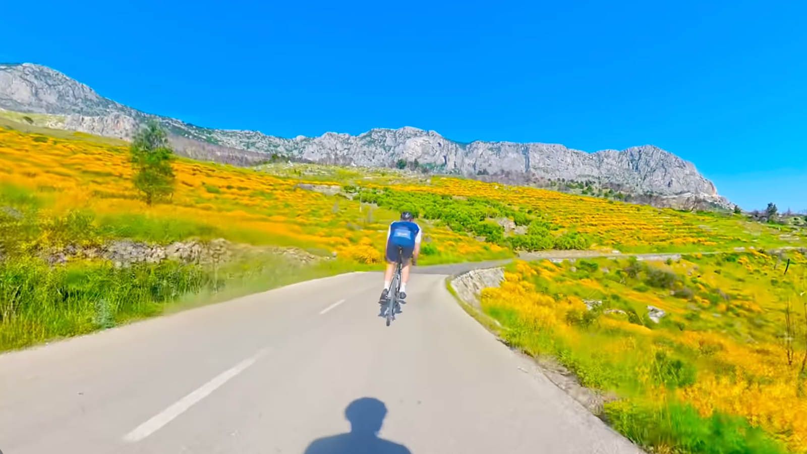 VIDEO: Vrhunski jedriličari ostali u Hrvatskoj biciklirati!