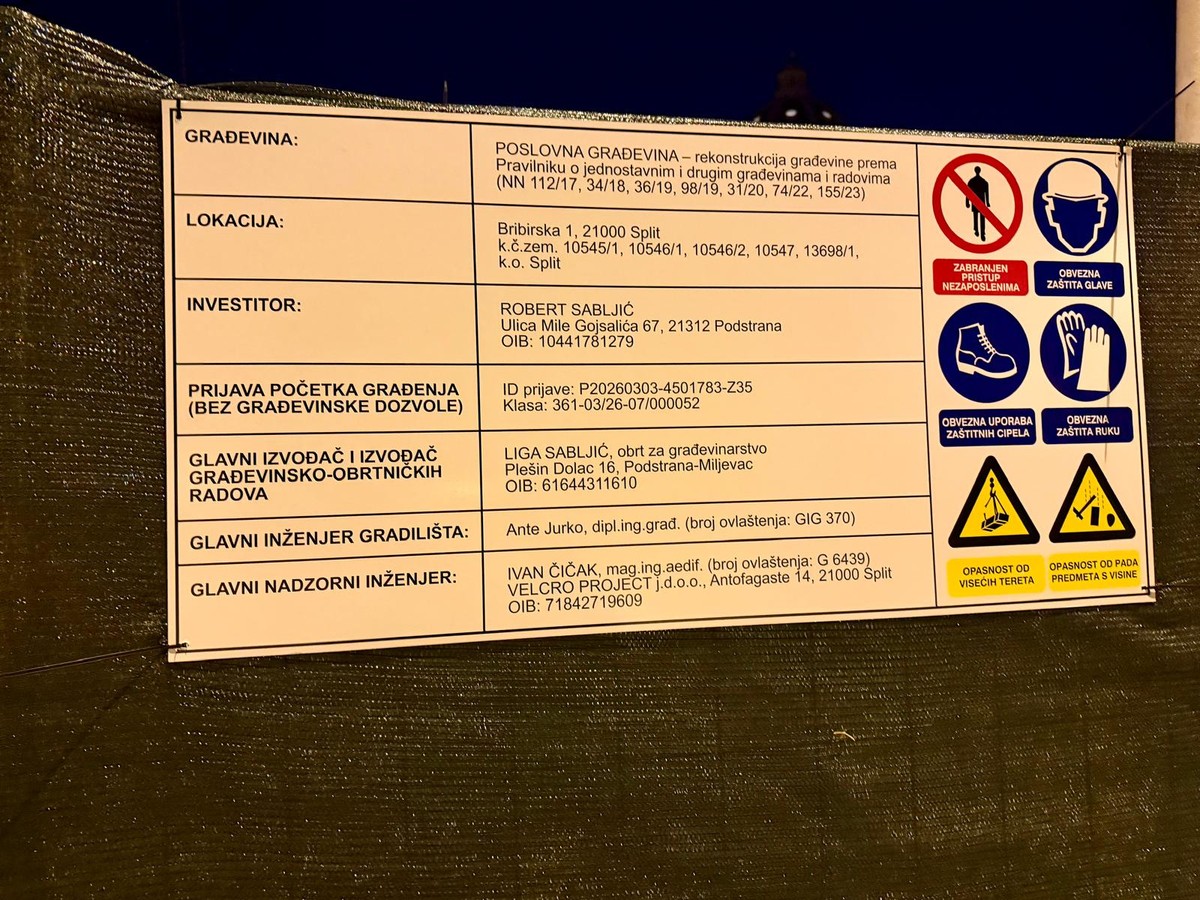 FOTO/VIDEO Nastavljeno rušenje kafića Modesty, natpis na zaštitnoj ogradi otkriva što će niknuti