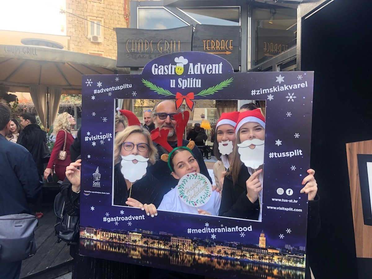 Zapaljena druga adventska svijeća