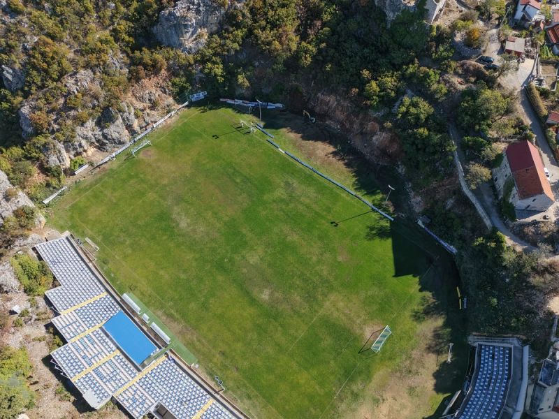 IMOTSKI Započeli radovi na uređenju pomoćnog igrališta na stadionu Gospin dolac