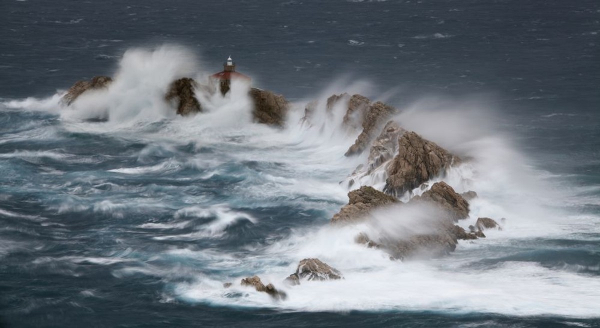 VELJKOVA FOTO-KRITIKA: Odlične svjetlosne fotografije za kraj godine!