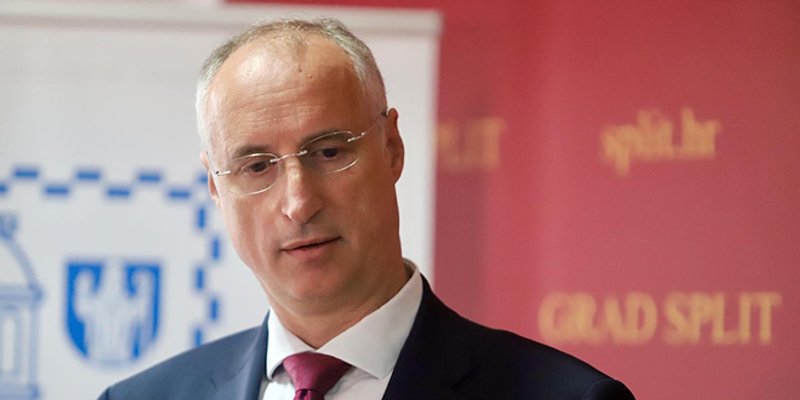 GRADONAČELNIK SPLITA NA UDARU INSPEKCIJE Sud odbio tužbu Ivice Puljka, već je počeo plaćati kaznu od 100 tisuća kuna 