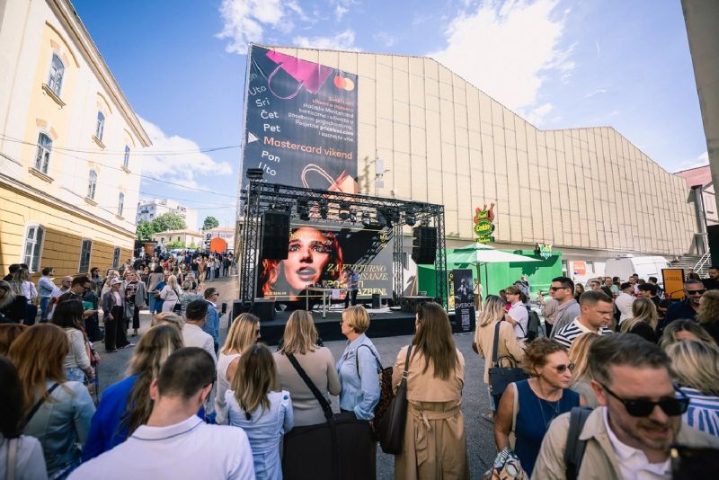 Nema odmora za vizionare: Od krize medija i financijskih tajni do učionica budućnosti