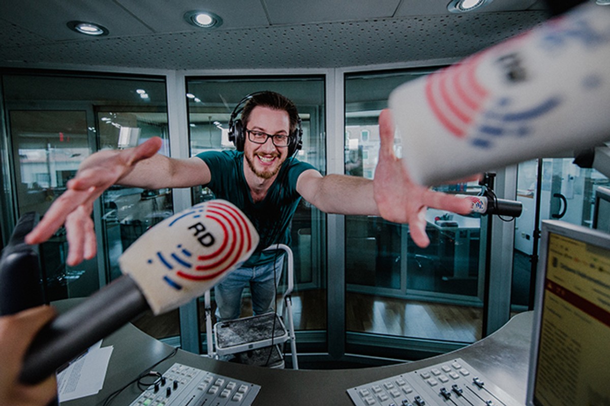 ROĐENDAN RADIO DALMACIJE Trenuci za pamćenje: U programu uživo doznao da je opet postao otac 