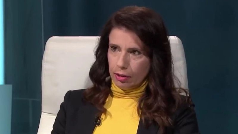 Božinović nije zabranio prosvjed pred kućom u kojoj Peović živi s djetetom, pročitajte što mu je poručila