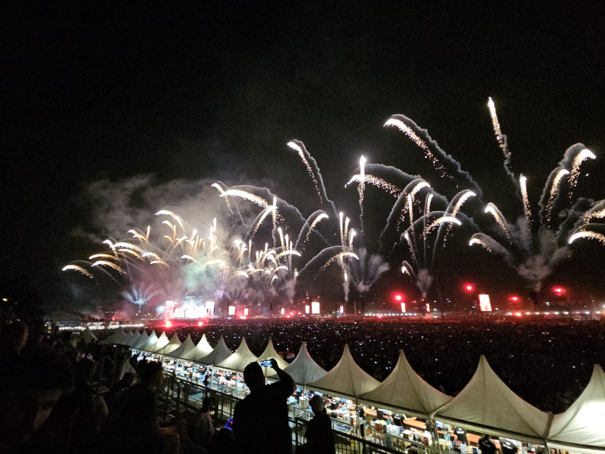 ZAVRŠIO KONCERT NA HIPODROMU Thompson: 'Ovo će se pamtiti!'