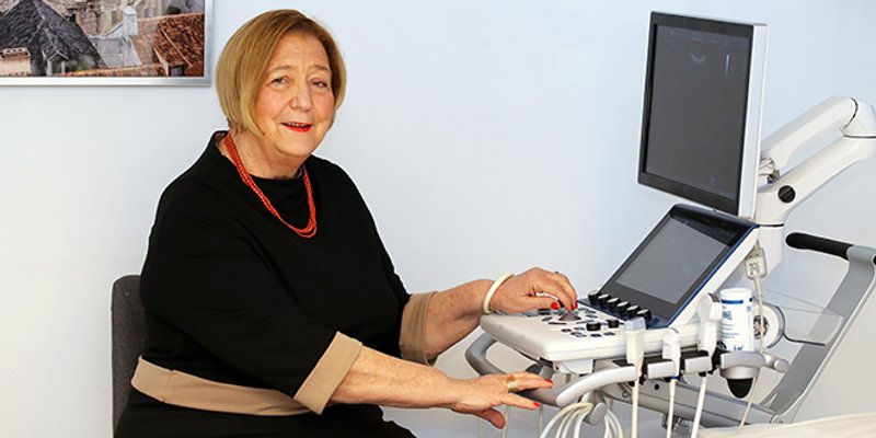 POLIKLINIKA STRADIVARI Prof.dr.sc. Biserka Rešić vrši preglede i praćenja djece s neurološkim poremećajima i bolestima, a ima bogato kliničko iskustvo i uspjehe u liječenju