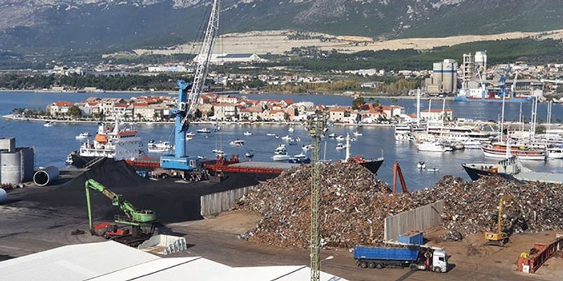 TREĆA SREĆA: Mještani nestrpljivi zbog opasnog otpada u Vranjičkom bazenu, ograda ipak stiže
