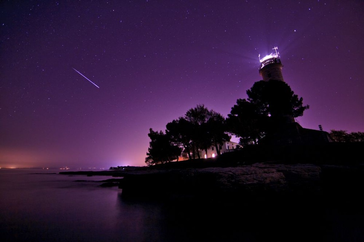 VELJKOVA FOTO-KRITIKA: Odlične svjetlosne fotografije za kraj godine!