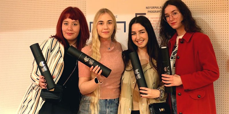 AKTIVIRAJ SE I KRENI! Svečano uručena uvjerenja prvoj grupi polaznika besplatnih programa u okviru EU projekta 'Zlatnih vrata'