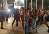 VIDEO Španjoski reprezentativci stigli u hotel u Splitu, pogledajte kako su ih djeca dočekala