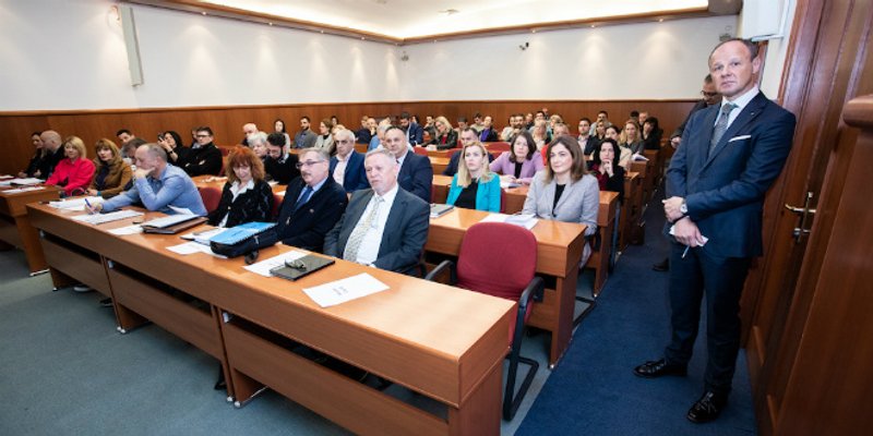 FALI RADNIKA U TURIZMU: Trebaju nam Filipinci, oni su lojalni, kvalitetni, pošteni i ponizni