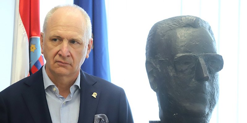 OPARA ODGOVARA PULJKU: Laže! Prijavio ga je samozvani guverner Marjana, bilo bi mu bolje da se poklopi ušima