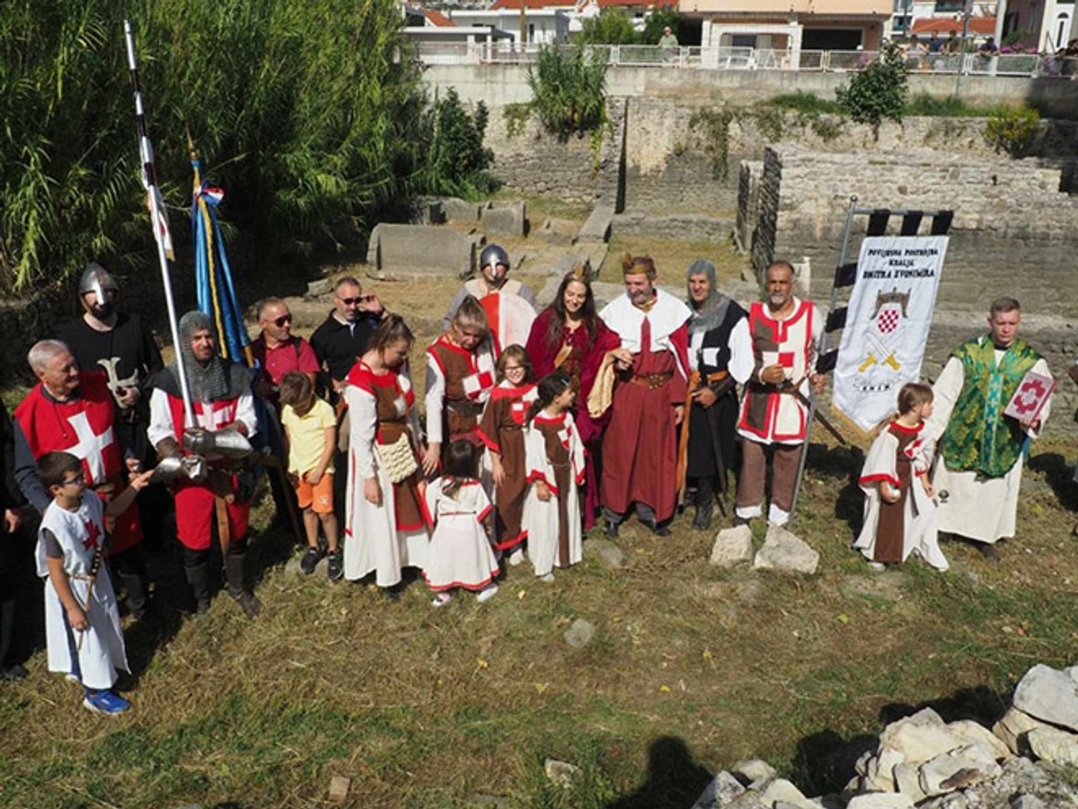 KRUNOM HRVATSKIH VLADARA Ovaj događaj 'oživljava' starohrvatsku prošlost