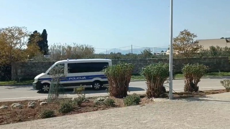 VIDEO: Pogledajte dolazak Bad Blue Boysa na Poljud