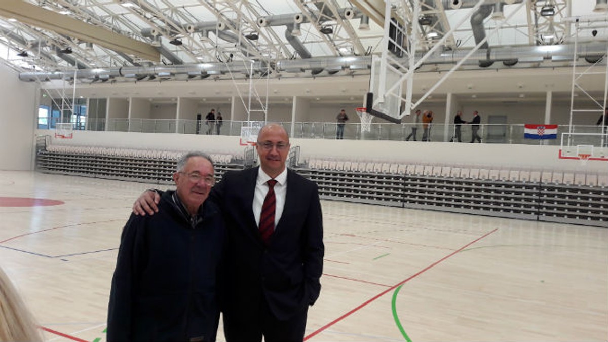 UŽIVO IZ OMIŠA: Petrov poručio da prijevremeni izbori nisu isključeni