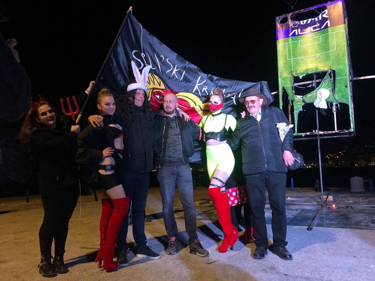 UŽIVO 'SPLITSKI KRNJEVAL' Grdović: Tornado pozdravlja Torcidu! Publika: Igraj, Zadre, volimo te mi!